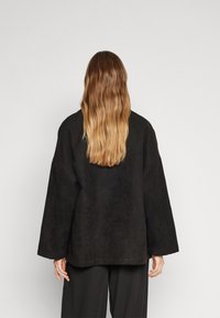 VILA VIZOSA JACKET - Poletna jakna - black