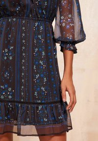 Friends Like These REGULAR FIT - Freizeitkleid - blue floral
