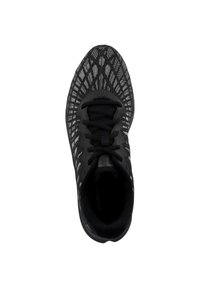 Basket noir avec une tige en maille à motif, une semelle flexible et un système de laçage, présentant un design texturé ressemblant à des rayons.