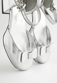 Baker by Ted Baker - Sandały