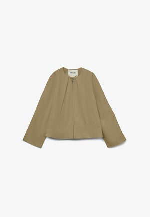 Beige cropped jasje met een ronde kraag, ritssluiting aan de voorkant en lange mouwen. Voorzien van zijzakken en een gladde, gestructureerde stof.