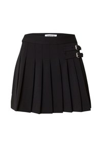 Zwarte geplooide rok met een aansluitende tailleband, voorzien van twee zilveren gespen aan de zijkant. Gemaakt van soepele stof met een gestructureerde vorm.