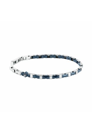 Bracciale in argento e blu scuro con maglia collegata e emblema a tridente su un anello, mostrato su sfondo bianco.