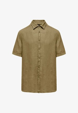 Koszula z krótkim rękawem na guziki, wykonana z jasnobrązowego lnu, z klasycznym kołnierzem i siedmioma guzikami z przodu.