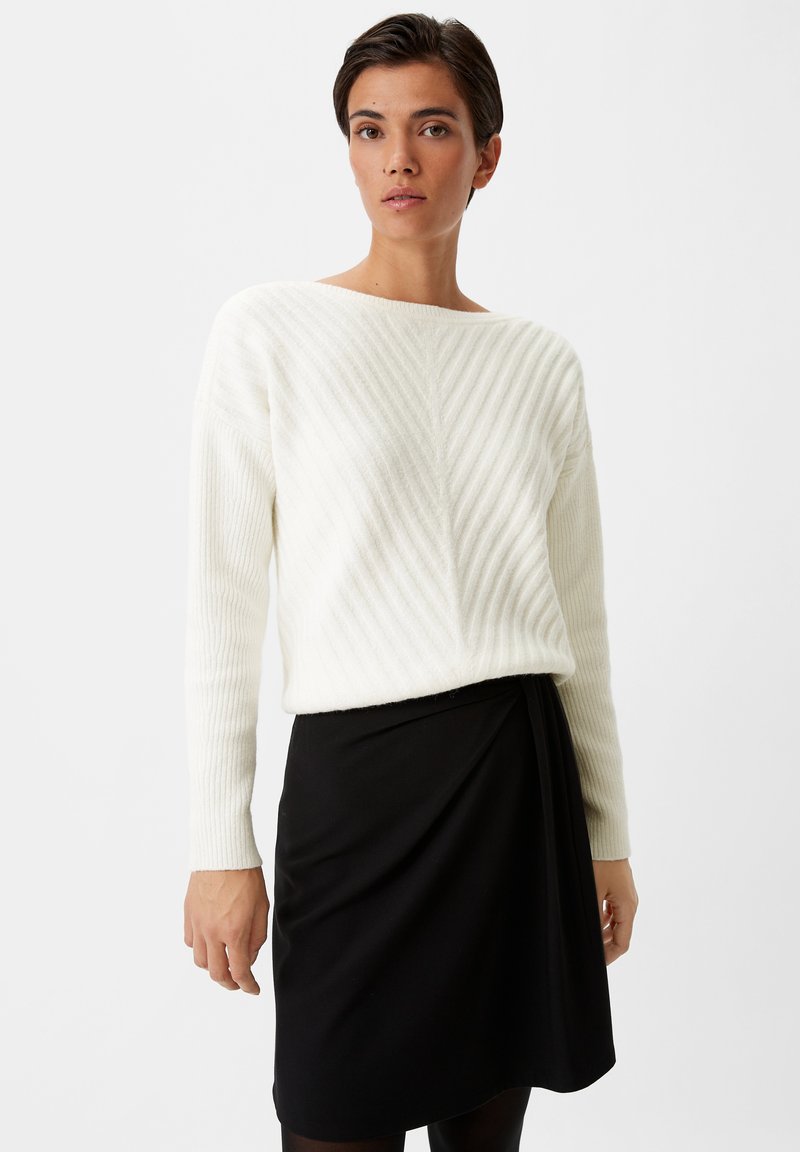 comma MIT ÜBERSCHNITTENEN SCHULTERN - Jumper - weiß