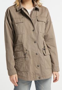 Khaki leichte Jacke mit mehreren funktionalen Taschen, Knopfverschlüssen, einem Kragen und verstellbarem Saum für eine optimale Passform.