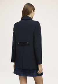 Motivi DOPPIOPETTO - Cappotto classico - blu
