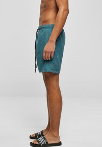 Urban Classics EMBROIDERY - Șorturi de baie - shark teal toffee