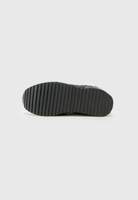 Replay PENNY ALLOVER 2 - Trainers - black