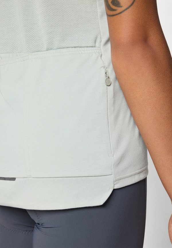 WOMENS LOOP ZIPPED - Cycling Jersey4