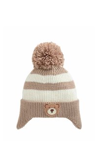 Bonnet tricoté rayé dans des couleurs beige et blanche, avec un pompon sur le dessus et une application d'ours à l'avant ; bord côtelé texturé.