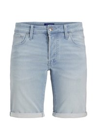 Shorts en denim bleu clair avec ourlets roulés, bouton à l'avant, fermeture éclair et style cinq poches.