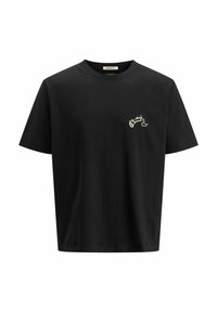 Sort t-shirt lavet af bomuld med en afslappet pasform. Har et lille gult logo på venstre bryst og en rund halsudskæring.