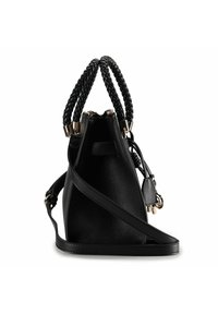 Zwarte leren bucketbag met gevlochten handvatten, goudkleurige accenten, verstelbare schouderriem en een gestructureerde silhouet. Gestructureerd oppervlak.