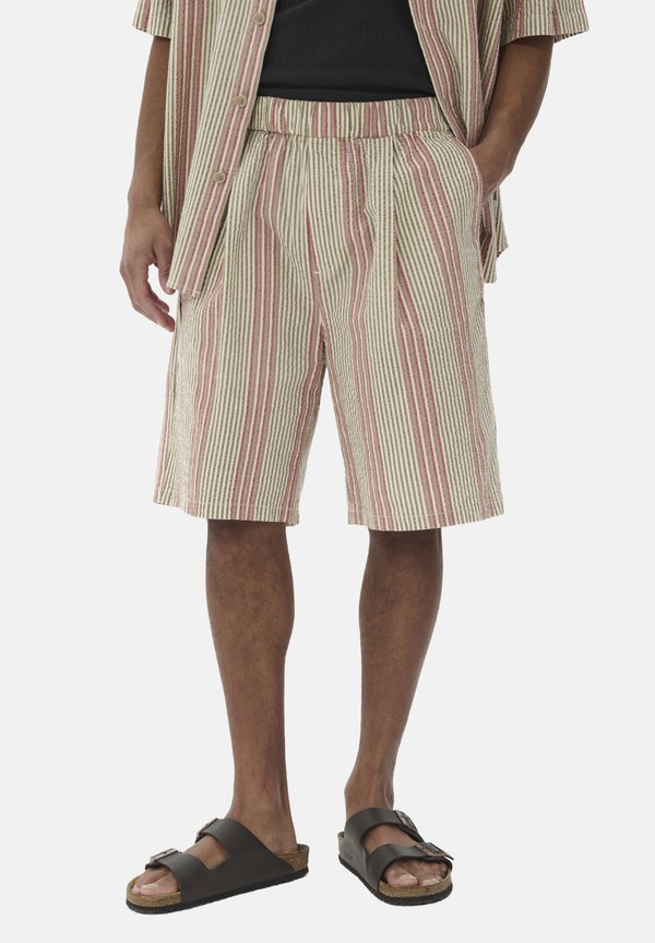 NOAH  - Shorts - light army