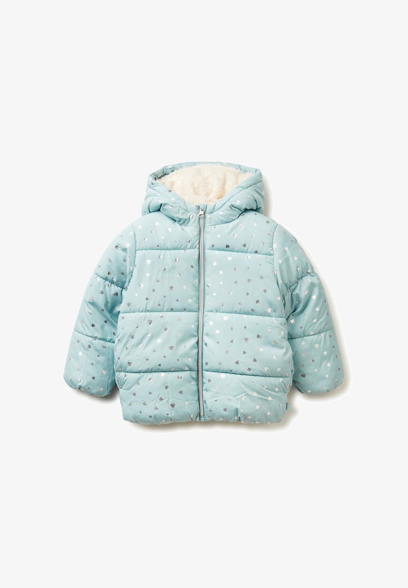 Světle modrá péřová bunda s kapucí, vybavená měkkou béžovou fleecovou podšívkou a vzorem stříbrných a bílých srdcí. Přední zipové zapínání.