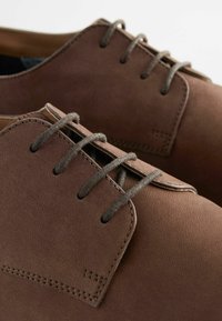 Next Snøresko - tan brown