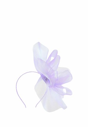 Lavendelfarbene Tüll-Haaraccessoires mit geschichteten Blütenblättern, weicher Textur und einem dünnen Haarreif für sicheren Halt. Leichtgewichtiges und dekoratives Design.