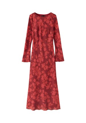 Vestido rojo de manga larga con un patrón floral en rojo más oscuro, escote redondo y dobladillo ligeramente acampanado.