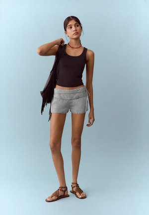 Mango Kids, TEEN - Short en jean - grey denim