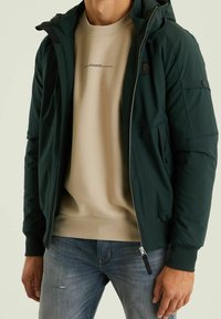 CHASIN' Vinterjacka - dark green