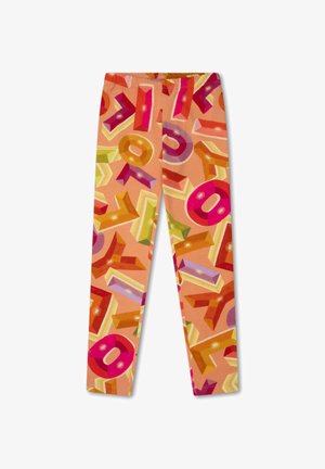 Leggings met een elastische tailleband met een kleurrijk patroon van driedimensionale X- en O-vormen in rood, oranje, roze, groen en paars op perzikkleurige achtergrond.