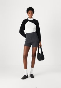 pure cashmere BOLERO TWO-WAY - Pulóver - black