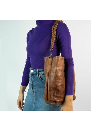 Manfield Handbag - cognac