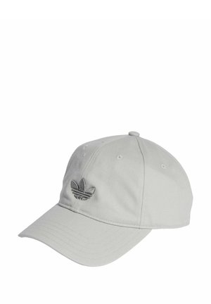 Lysegrå baseballcap med buet skygge og mørkegråt broderet Adidas-logo foran i midten.