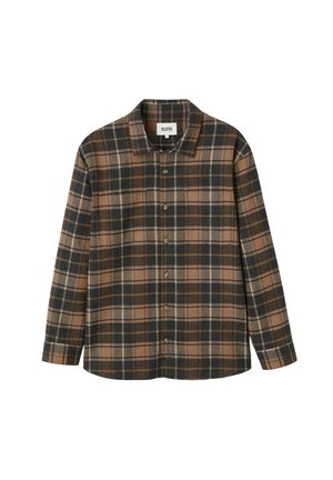 Chemise en flanelle à carreaux marron et noir avec un devant à boutons, des manches longues et un col classique. Texture douce avec un motif à carreaux contrastés.