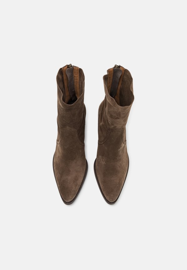 Cowboy/biker ankle boot - earth4