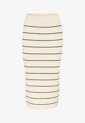 Adītā zīmuļa svārki krēmkrāsā ar melnām horizontālām svītrām. Gluda tekstūra, pieguļošs siluets un elastīga jostasvieta ērtībai.