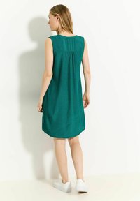 Cecil STRUKTUR  - Freizeitkleid - grün