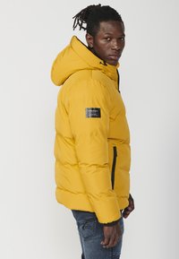 Koroshi Zimná bunda - amarillo   yellow