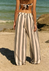Next WIDE LEG - Stoffhose - black white stripe