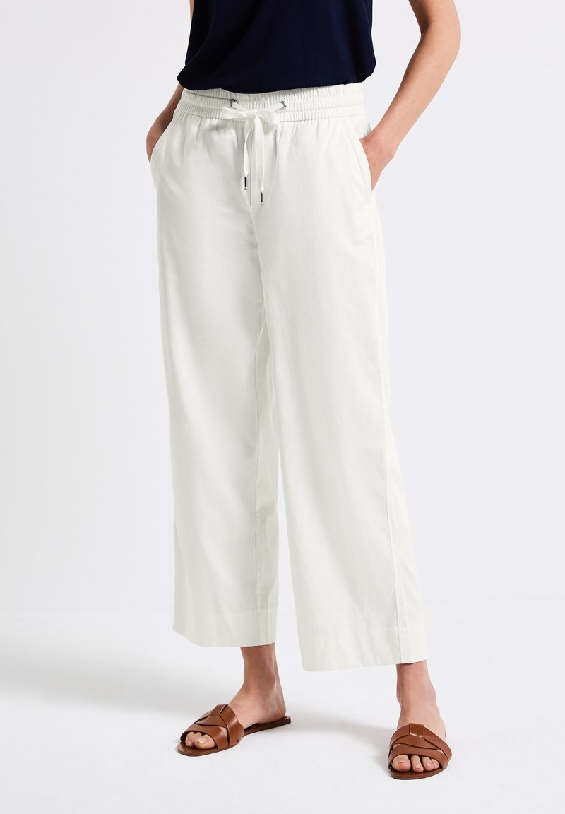 Street One - STRAIGHT LEG  - Tracksuit bottoms - weiß, Enlarge