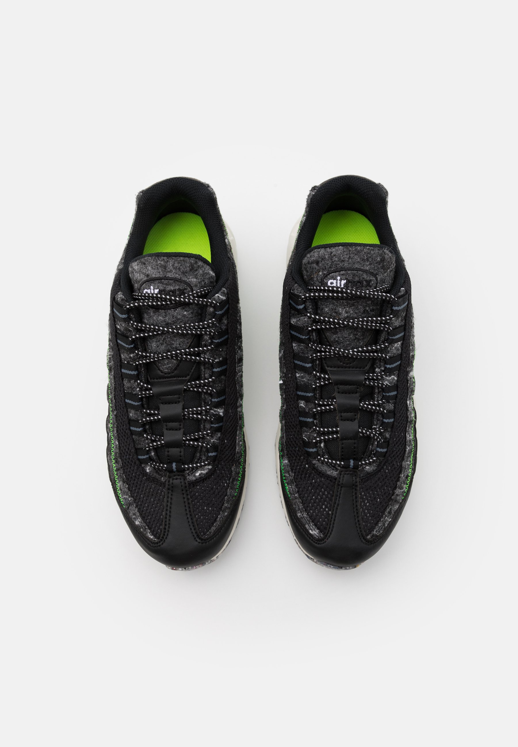 air max 95 trainers black white smoke grey