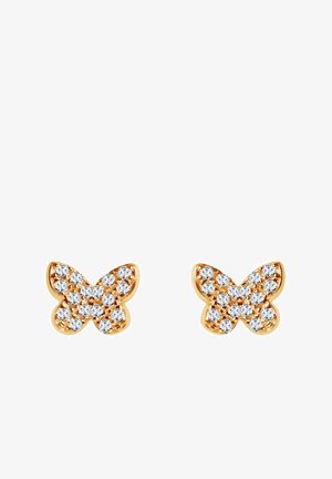 Złote kolczyki w kształcie motyli ozdobione błyszczącymi, przezroczystymi kamieniami, z teksturowaną podstawą i misternymi detalami na skrzydłach.
