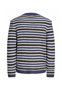 Pull en maille à manches longues avec des rayures horizontales bleues, marron et blanches, montré de dos.