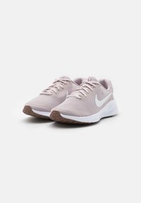 Nike Performance REVOLUTION 7 - Road running shoes - platinum violet/white/smokey mauve