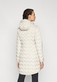 Columbia DELTA RIDGE™ LONG JACKET - Abrigo de plumas - dark stone