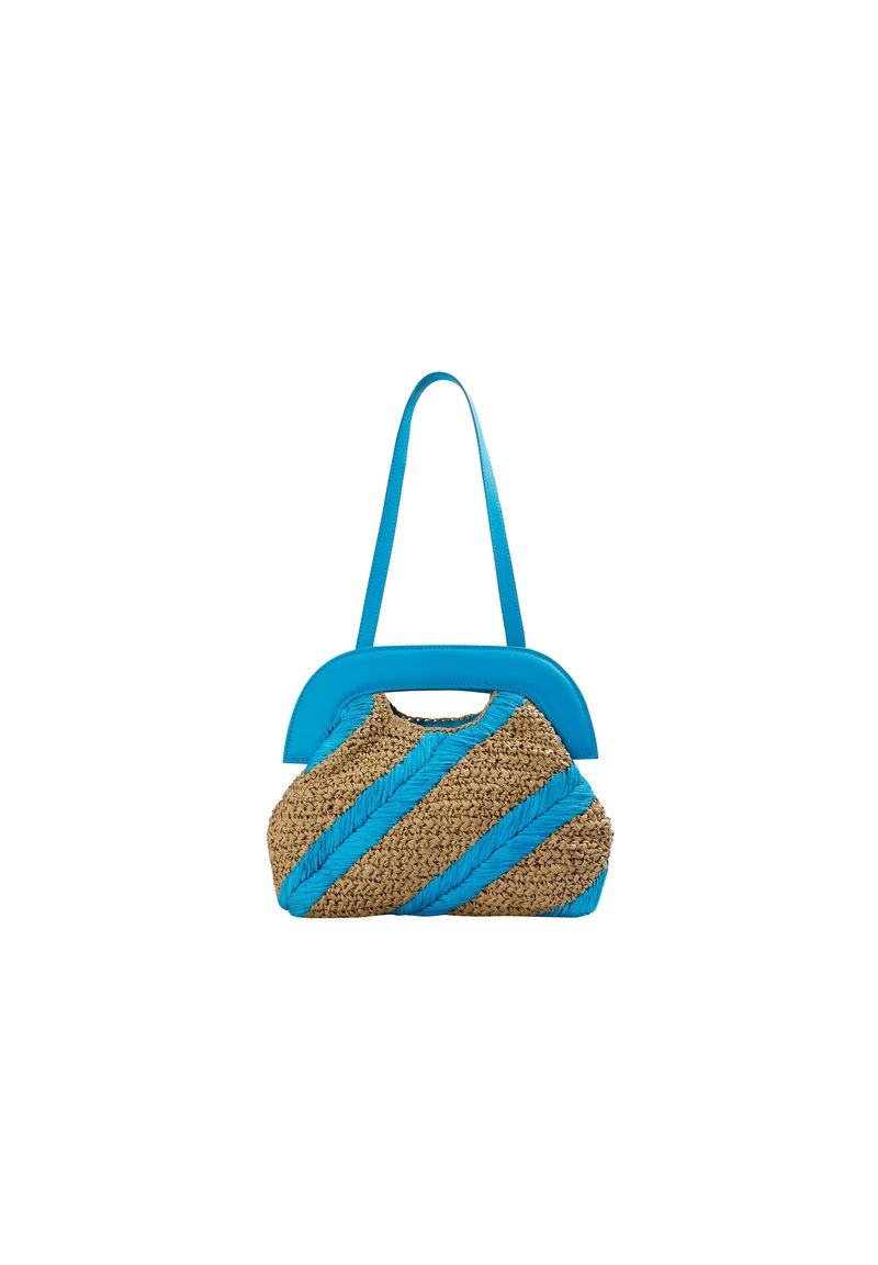 Borsa in paglia intrecciata con vivaci dettagli in pelle blu. Presenta strisce blu diagonali e una parte superiore strutturata con due manici per le spalle.