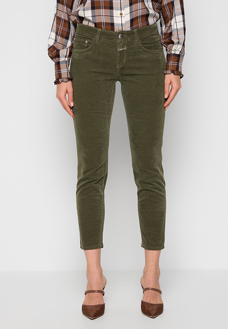 closed Broek groen closed Broek groen