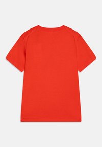 Calvin Klein Jeans MONOGRAM UNISEX - Apdrukāts T-krekls - flaming chili