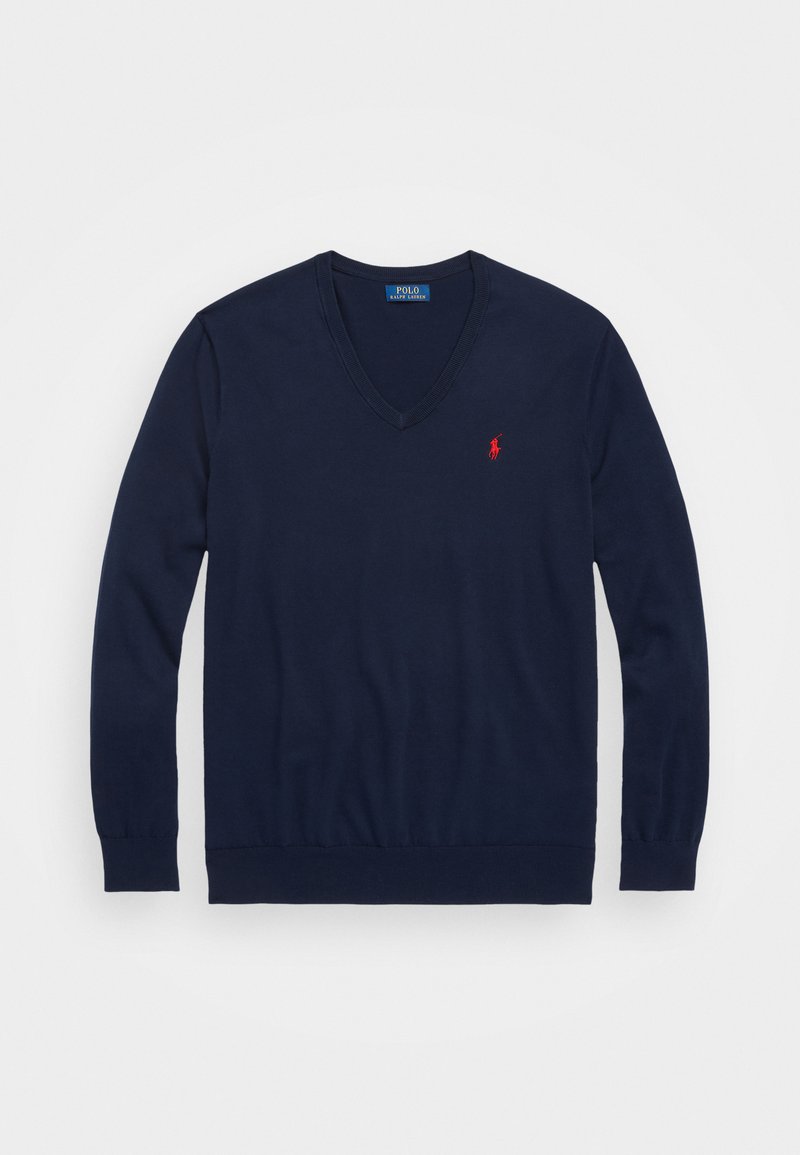 Mörkblå v-ringad tröja i stickad tyg med ribbade ärmslut och nederkant, med en liten röd logotyp broderad på vänster bröst.