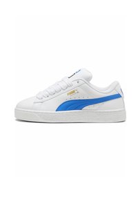 Unselected, black hyperlink blue