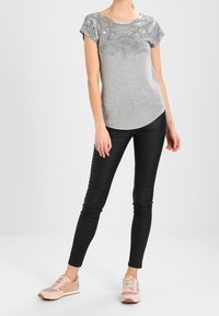 Anna Field Camiseta estampada - mottled grey