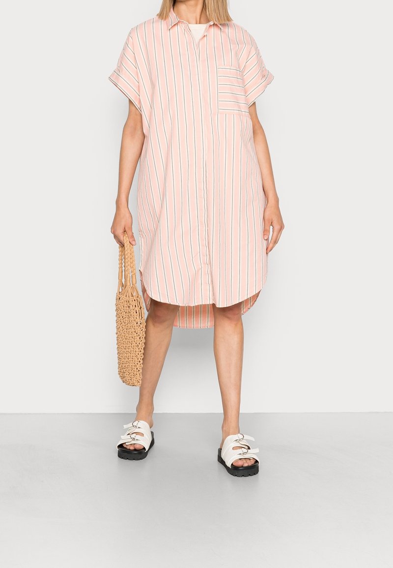 strapless open back dress Pink Shade Chikankari Sling Clutch Bag