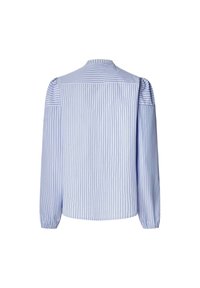 Lichtblauw gestreept blouse met lange mouwen, opgeblazen schouders en een ronde kraag. De stof lijkt glad met een strakke afwerking.