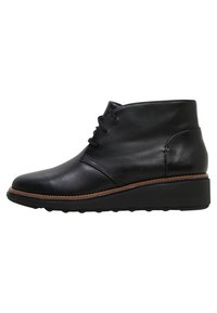 Clarks Kotníkové boty na klínu - black